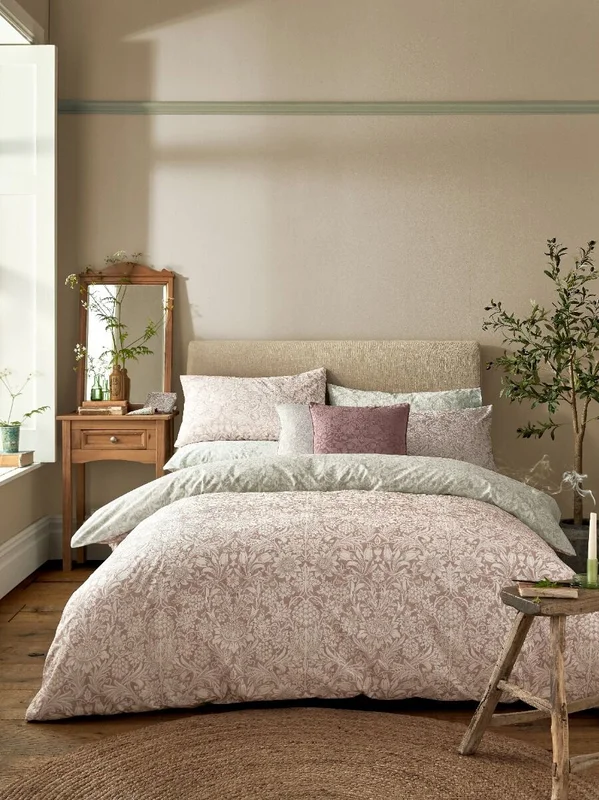 thelightcompany68369